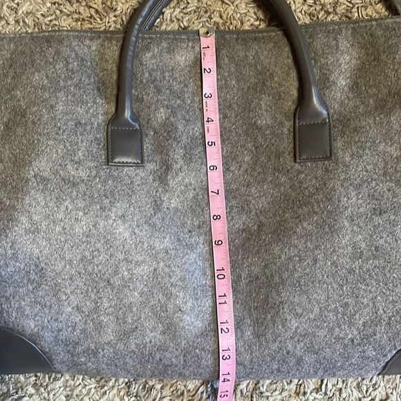 DSW Weekender Travel Tote Bag - Grey - Picture 9 of 13